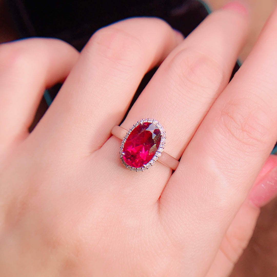 Exquisite Elegance: 18K Gold and Diamond Embedded Tourmaline Ring - A Jewelry Must-Have