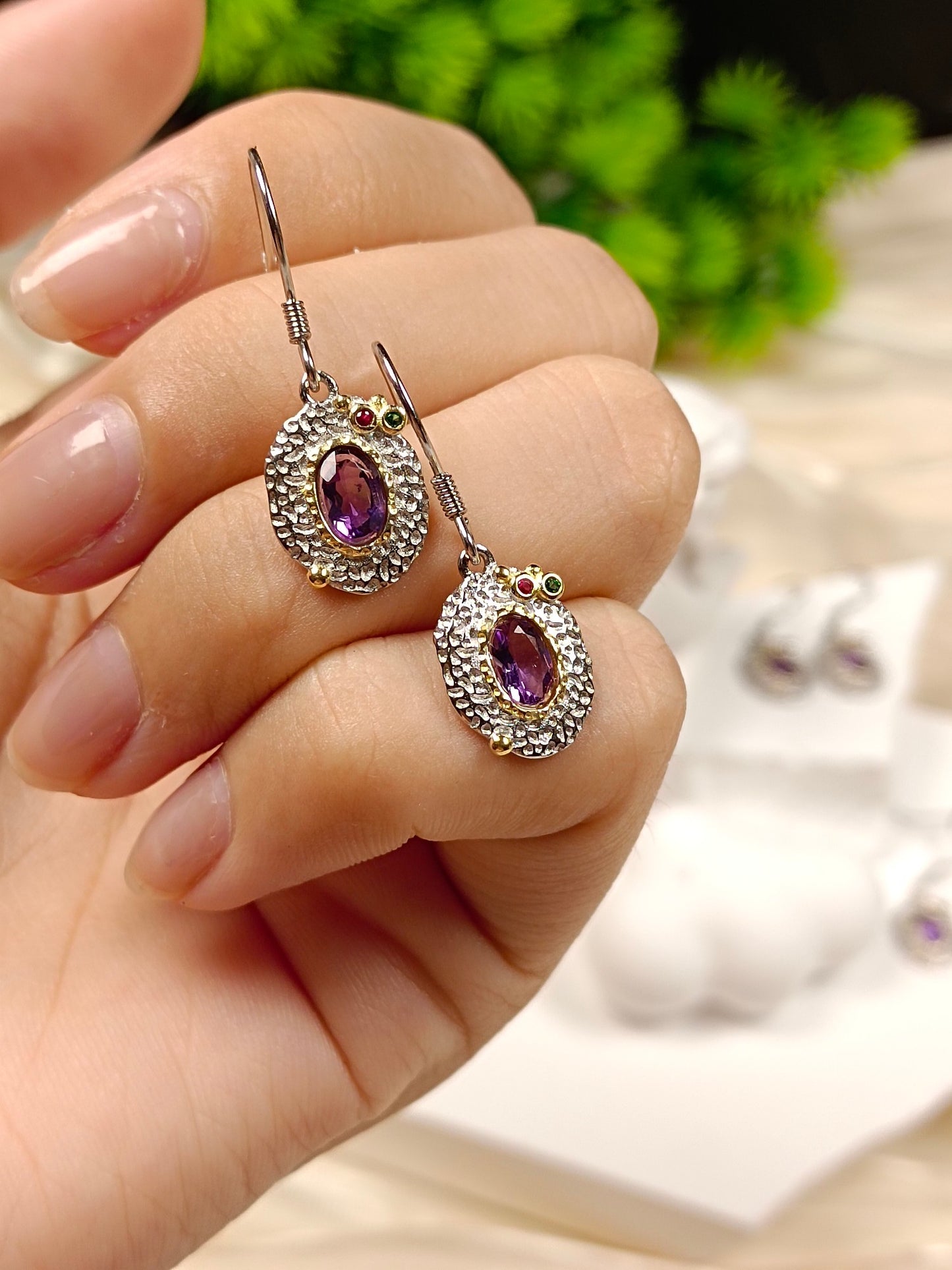 S925 Silver Embedded Amethyst Earrings - Italian Craftsmanship