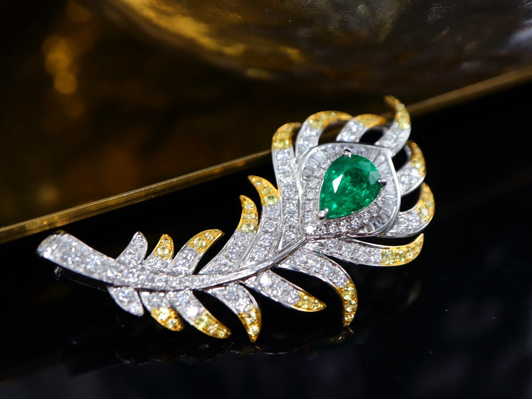 Emerald Feather High-End Brooch/Pendant Dual-Use Design Jewelry