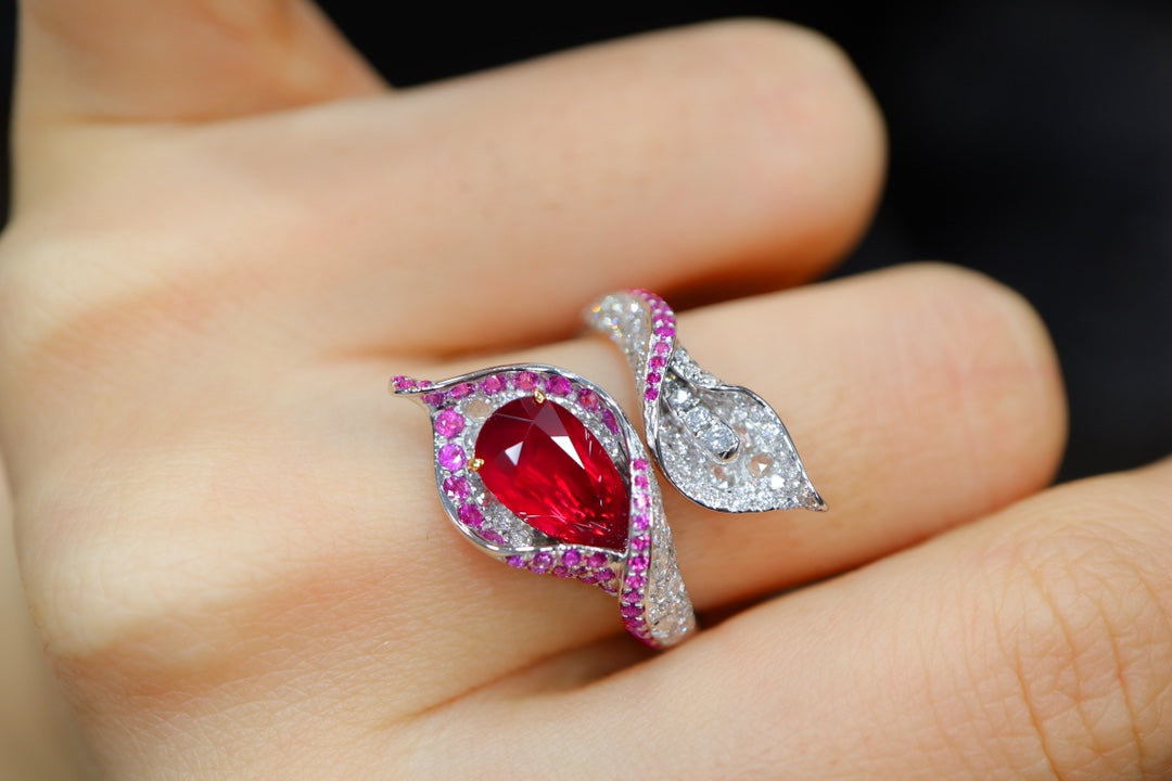 Onverwarmde Pigeon's Blood Red Ruby Ring - Sieraden van elegantie en luxe