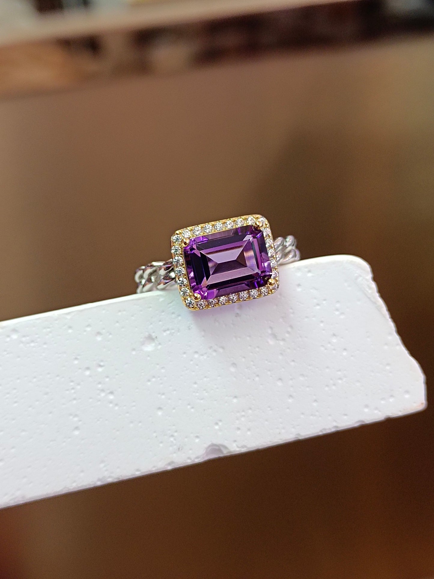 Cincin Amethyst Ungu S925 Sterling Silver yang Elegan - Barang Kemas untuknya