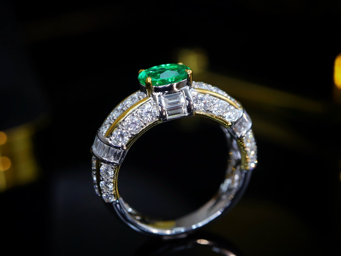 Luxury Emerald Ring with Diamond Embellishment - Premium Jewelry Piece