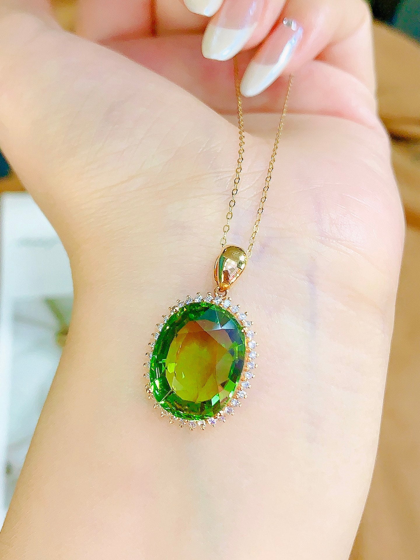 Natural Green Tourmaline Pendant in 18K Gold with Diamond Accent - Exquisite Jewelry