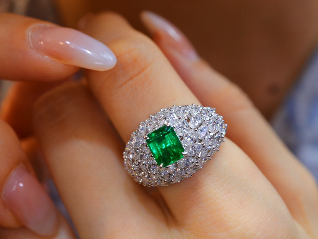 Panjshir Emerald Ring - A Jewelry Marvel