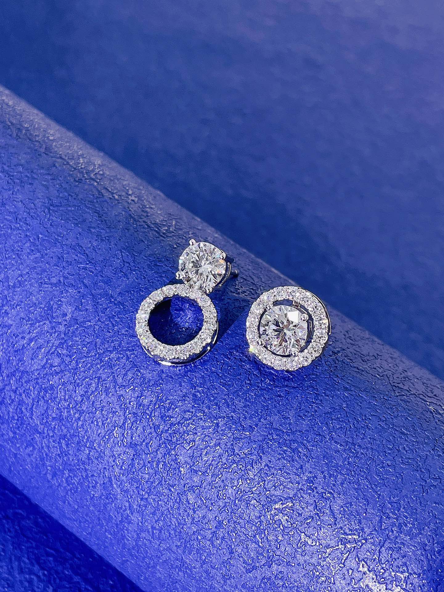 18K Cultured Round Diamond Four-Claw Dual-Wear Earrings