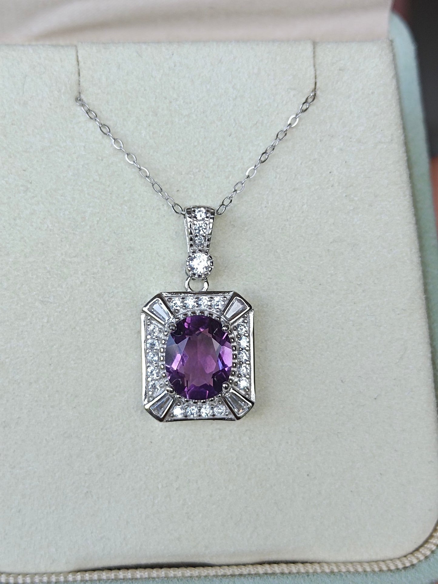 Exquisite Natural Amethyst Pendant Jewelry