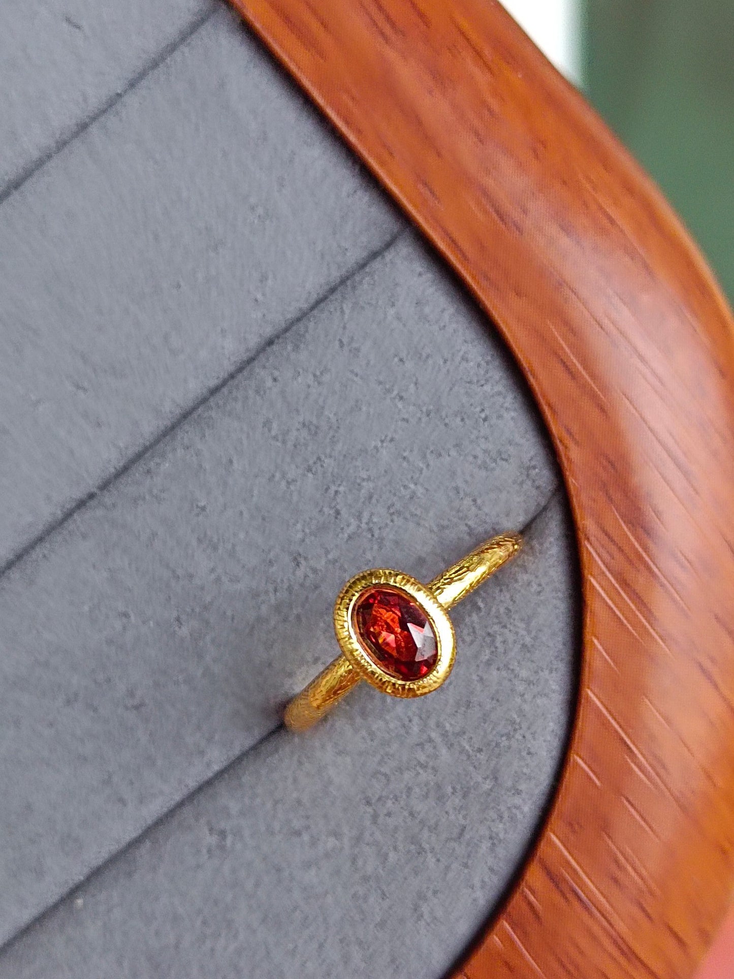 Natural Garnet Ring - Exquisite Italian Craftsmanship Jewelry