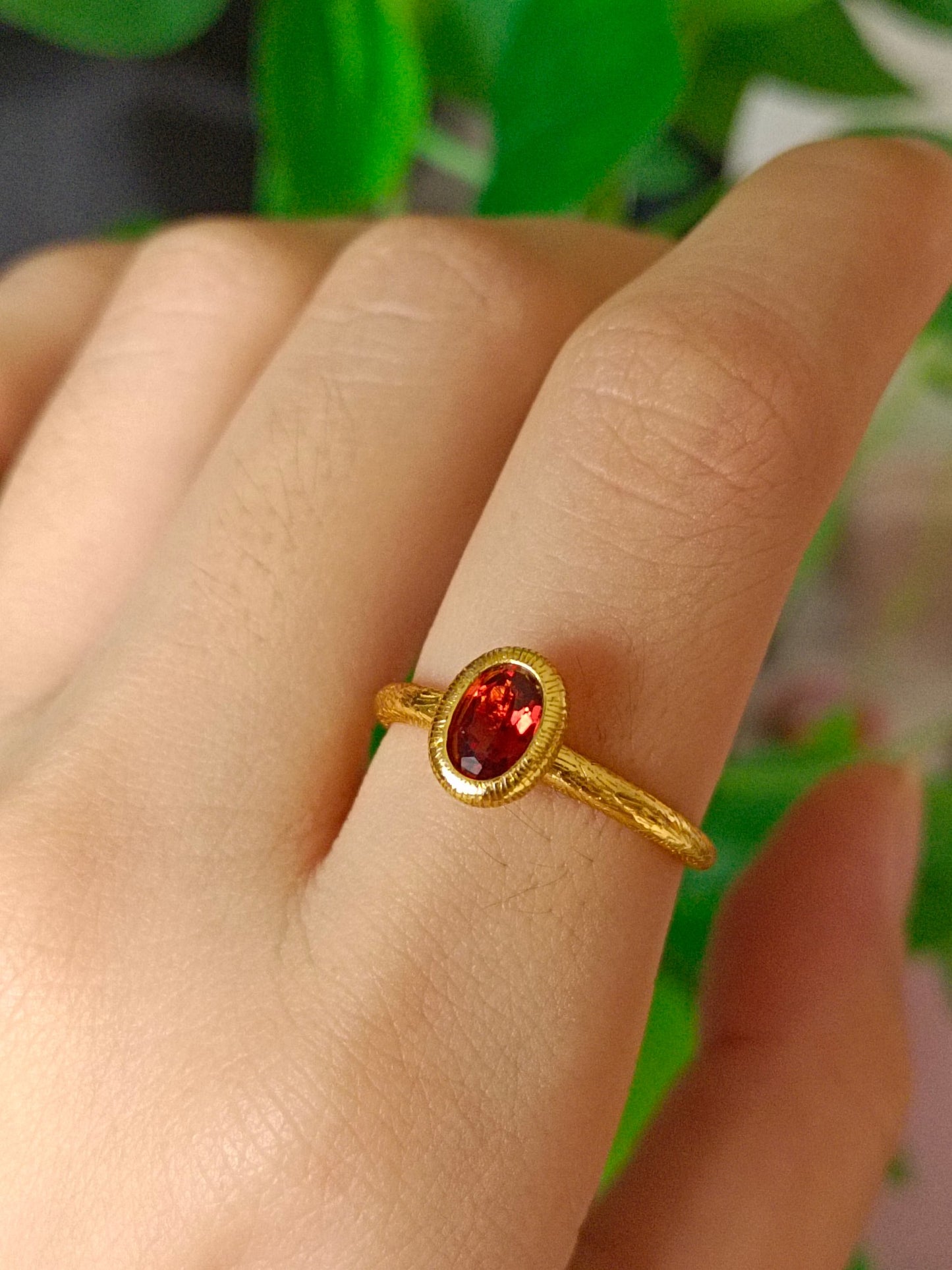 Elegant and Minimalist S925 Silver Garnet Ring Jewelry