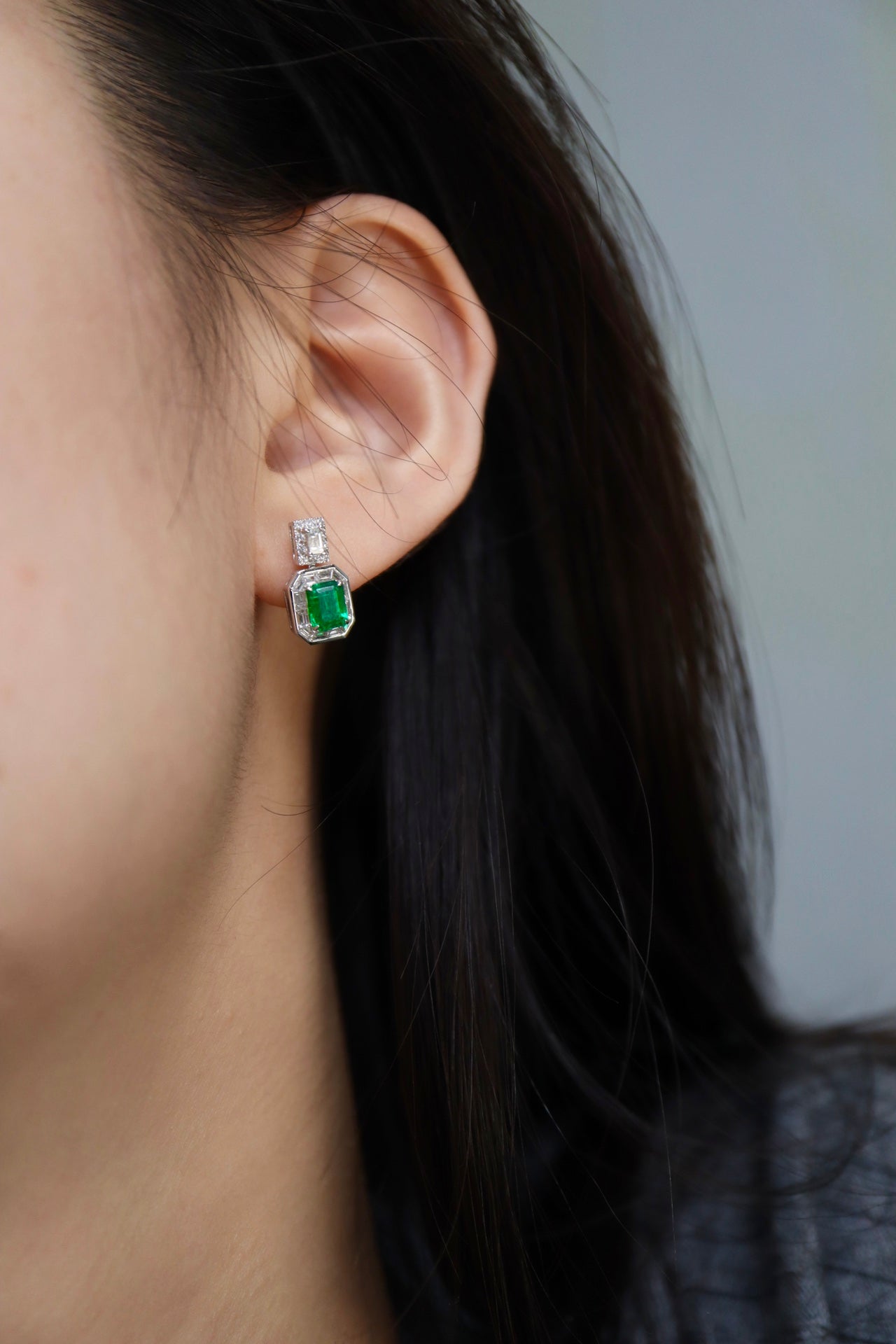 Emerald Stud Earrings - A Must-Have for the Chic Girl | Jewelry Collection