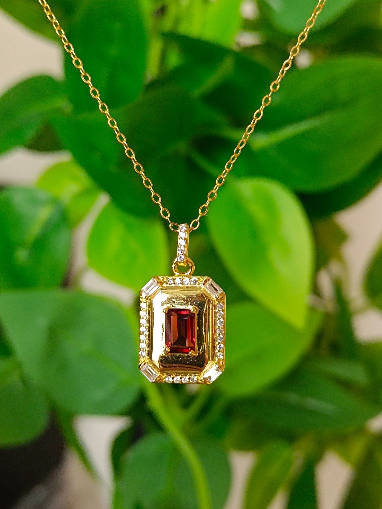 Geometric Square Pendant: S925 Silver Embedded with Garnet - Unique Jewelry