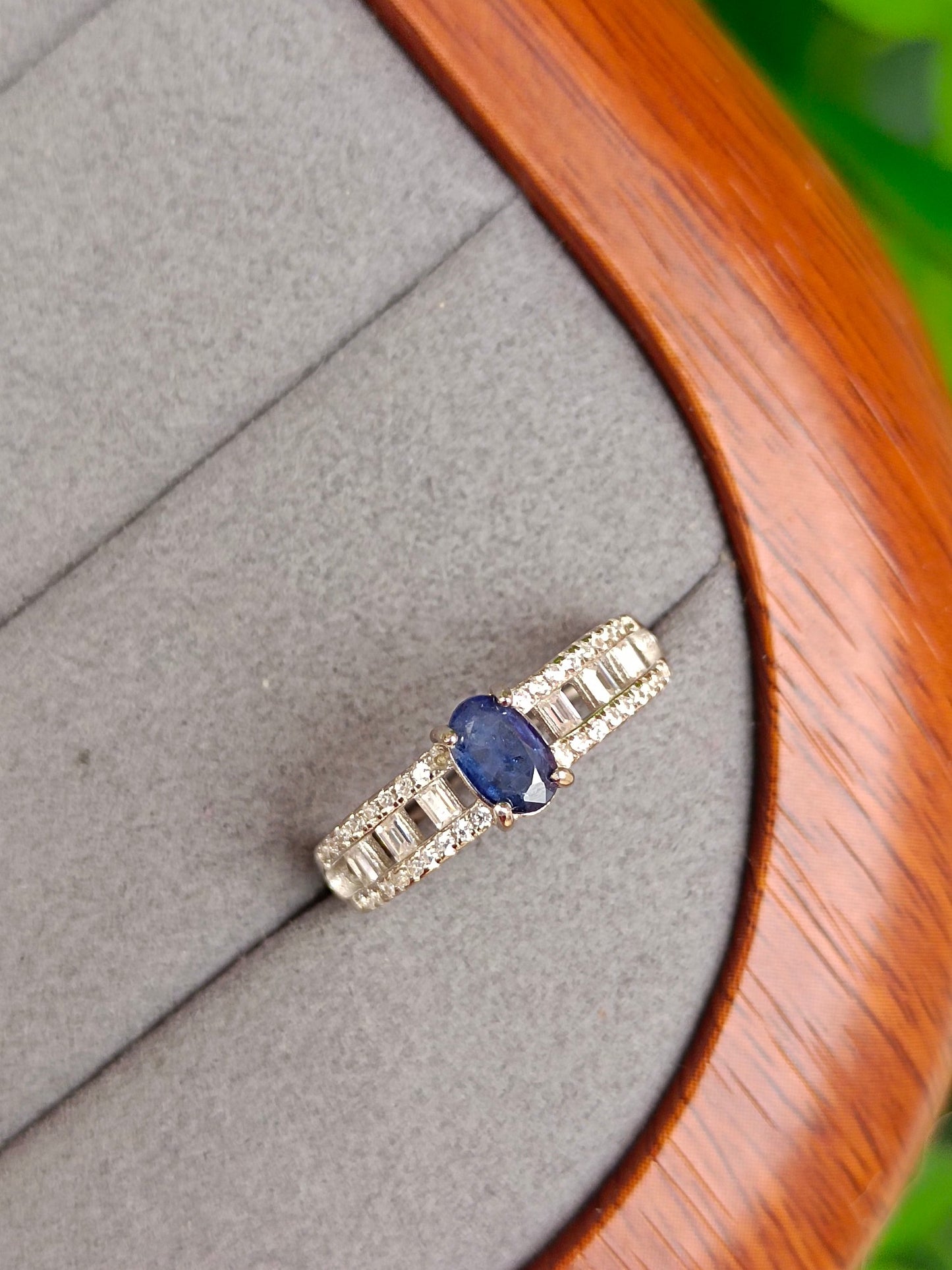 Stylish Natural Sapphire Ring in S925 Silver - A Jewelry Must-Have