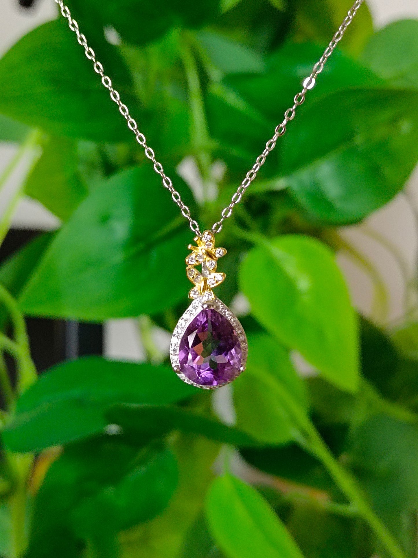 Elegant Natural Purple Crystal Teardrop Pendant Jewelry