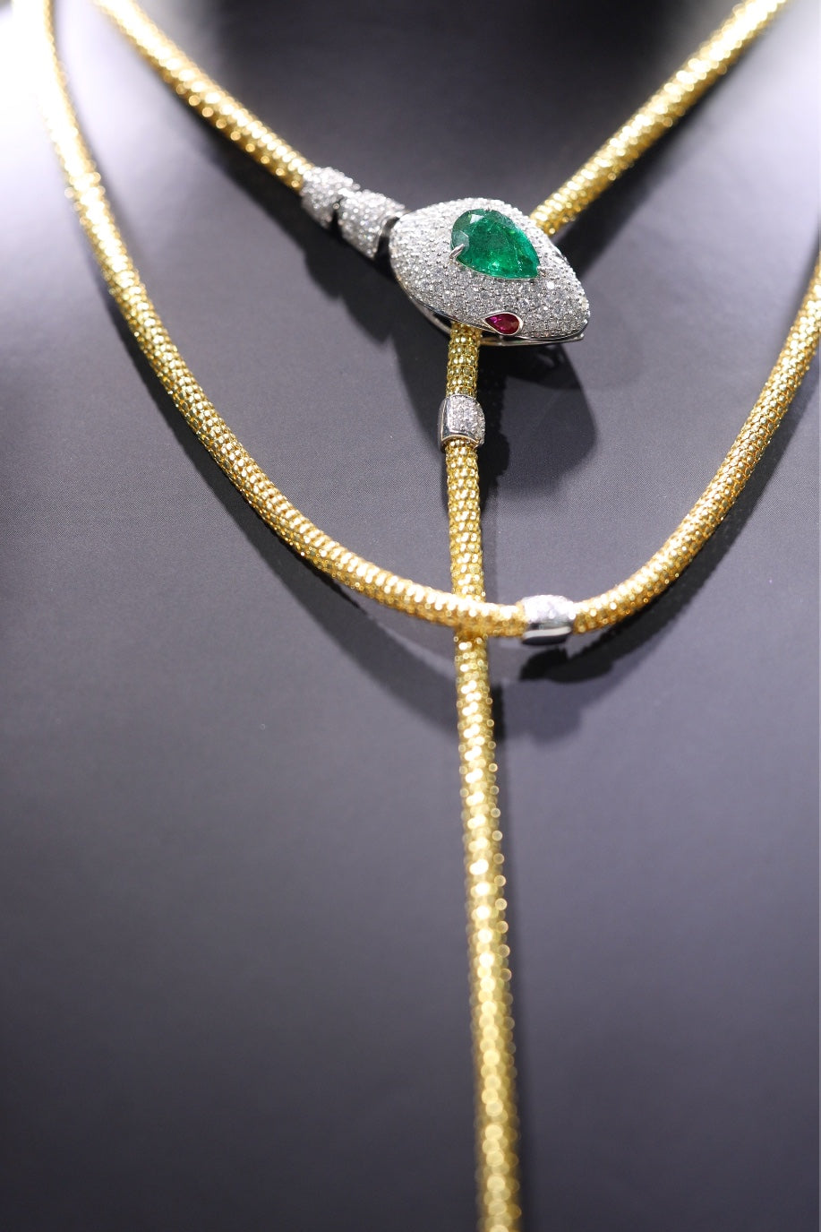 Versatile Serpentine Long Necklace - A Jewelry Masterpiece