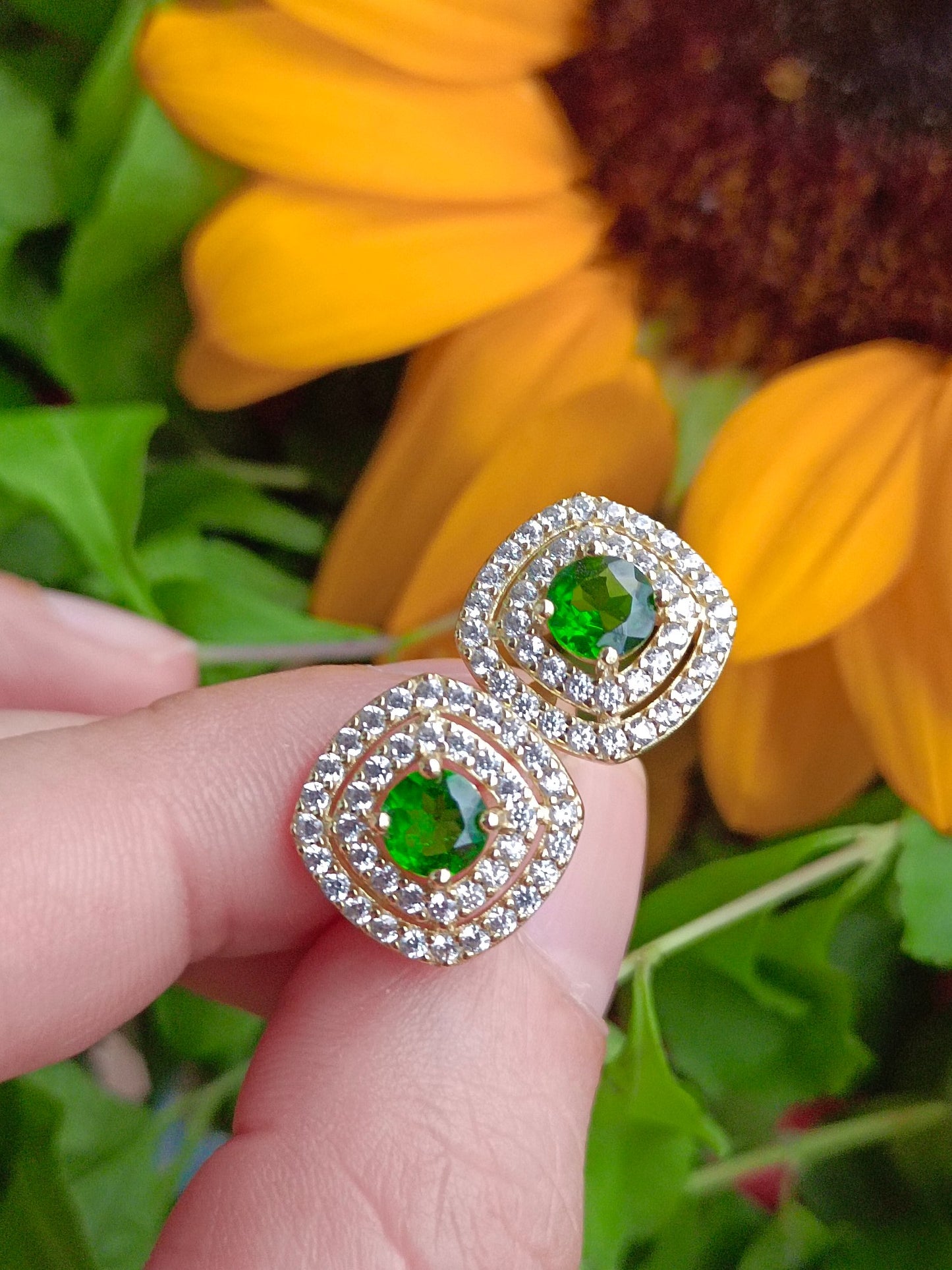 Luxurious Natural Diopside Earrings in Vintage Gilded Style - Jewelry for Grace and Fortune