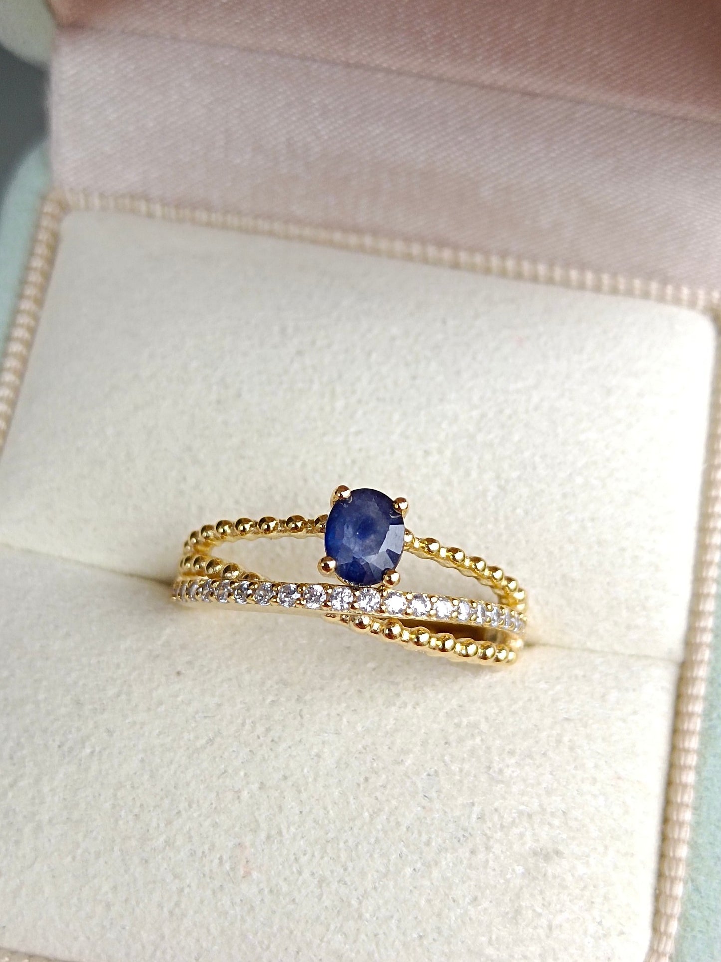 Natural Sapphire Ring - A Jewelry of Intellect, Elegance, and Wisdom