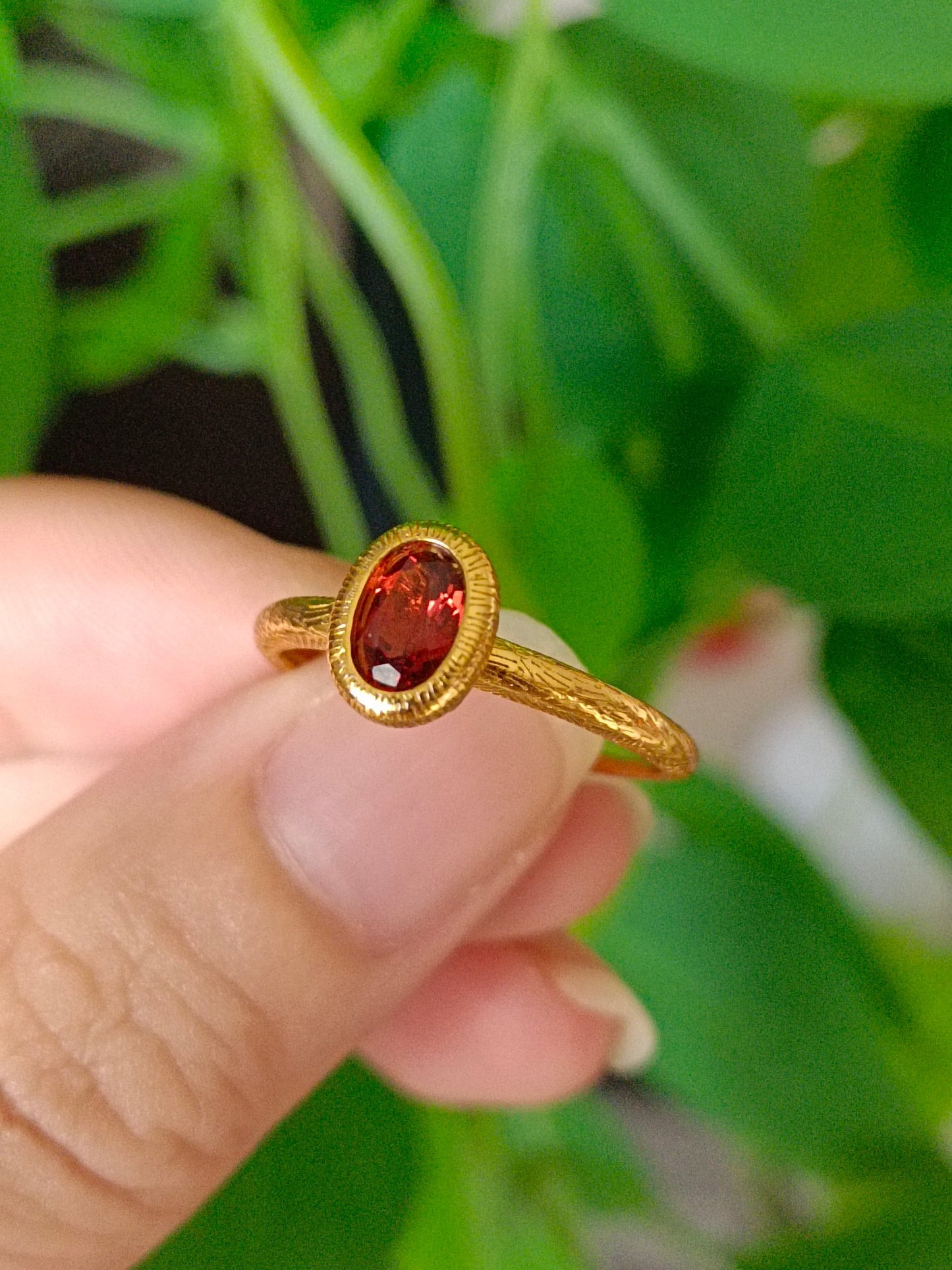 Elegant and Minimalist S925 Silver Garnet Ring Jewelry