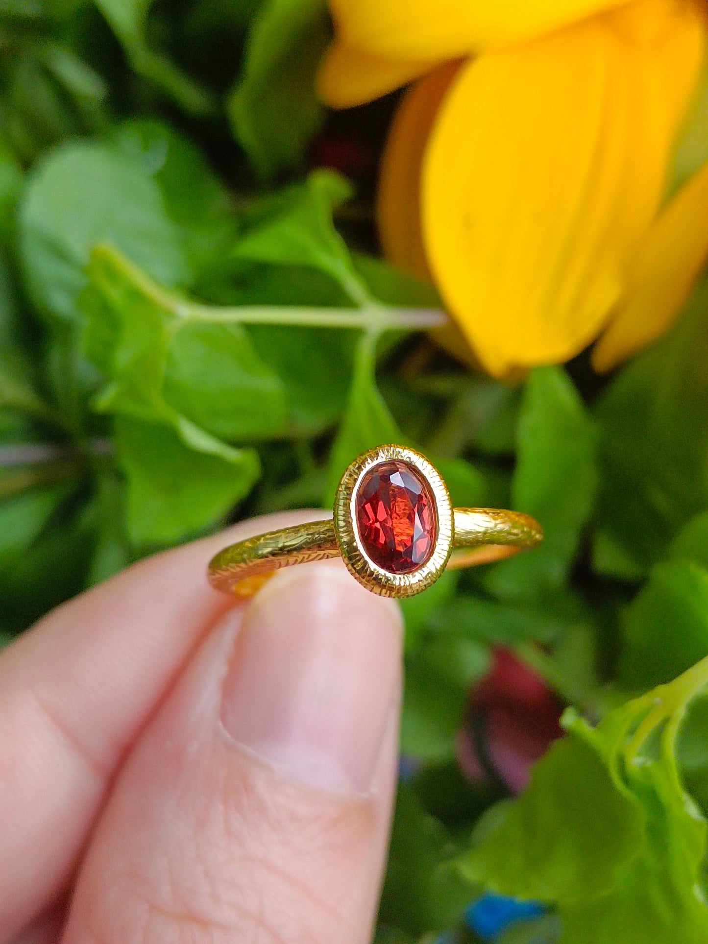 Natural Garnet Ring - Exquisite Italian Craftsmanship Jewelry