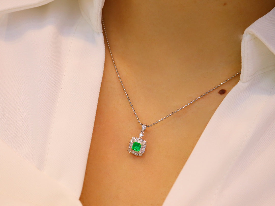 Panjshir Emerald Pendant Jewelry - A Sparkling Gem You Can't Resist!