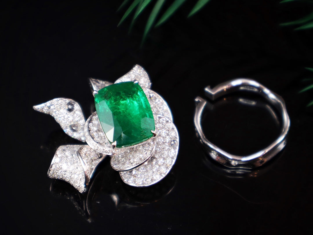 Emerald Green Jewelry: Exclusive Flower Design Ring/Pendant