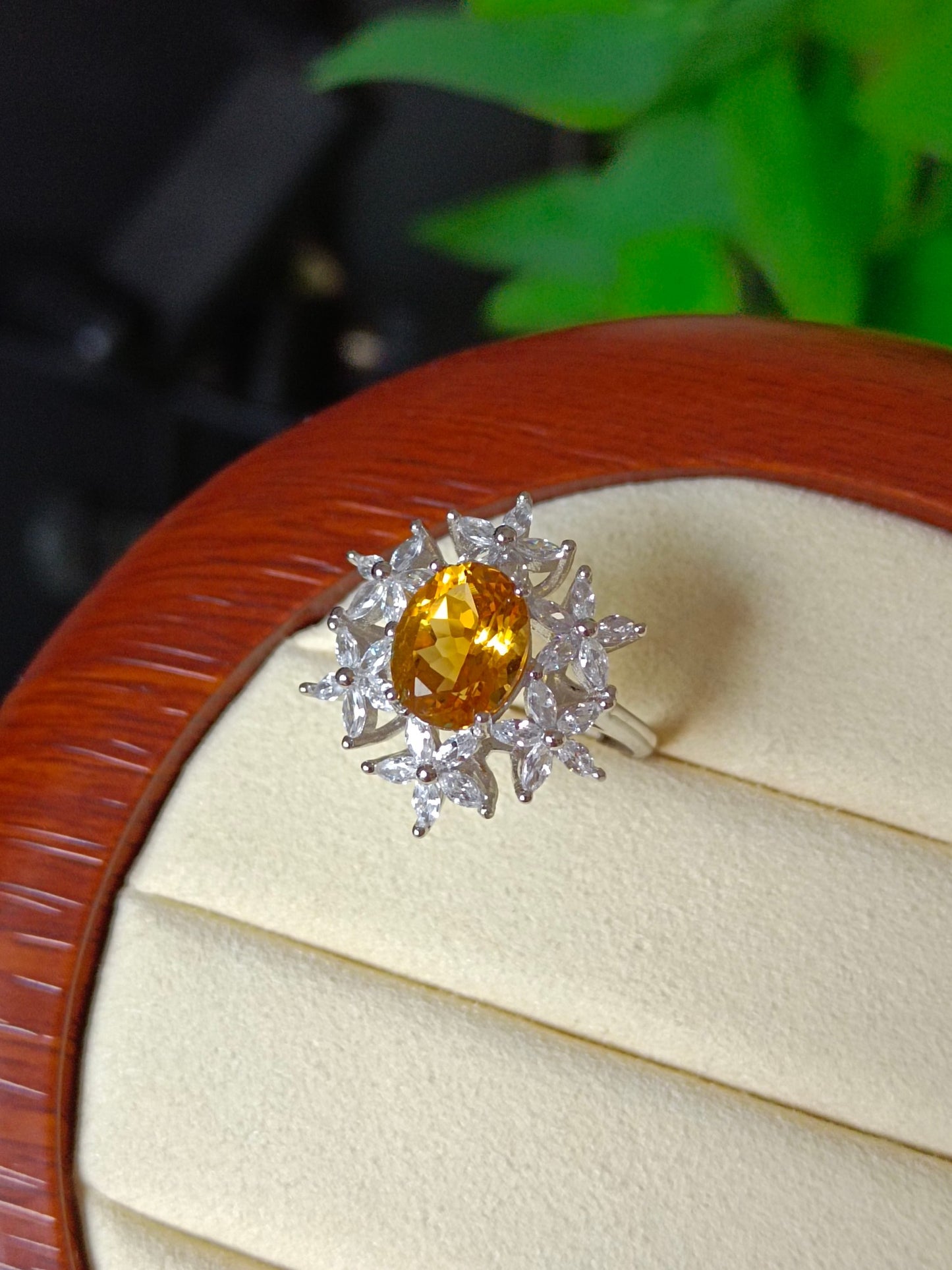 Cincin Citrine Kuning Asli yang Mewah - Barang Kemas Terindah