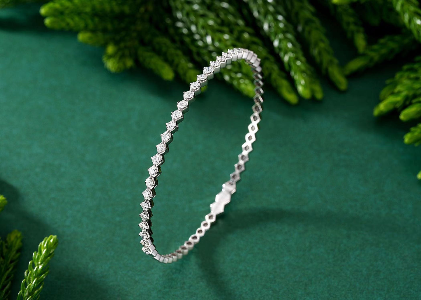 Beehive Clasp Bracelet - Premium Jewelry Piece - White Diamond Bracelet