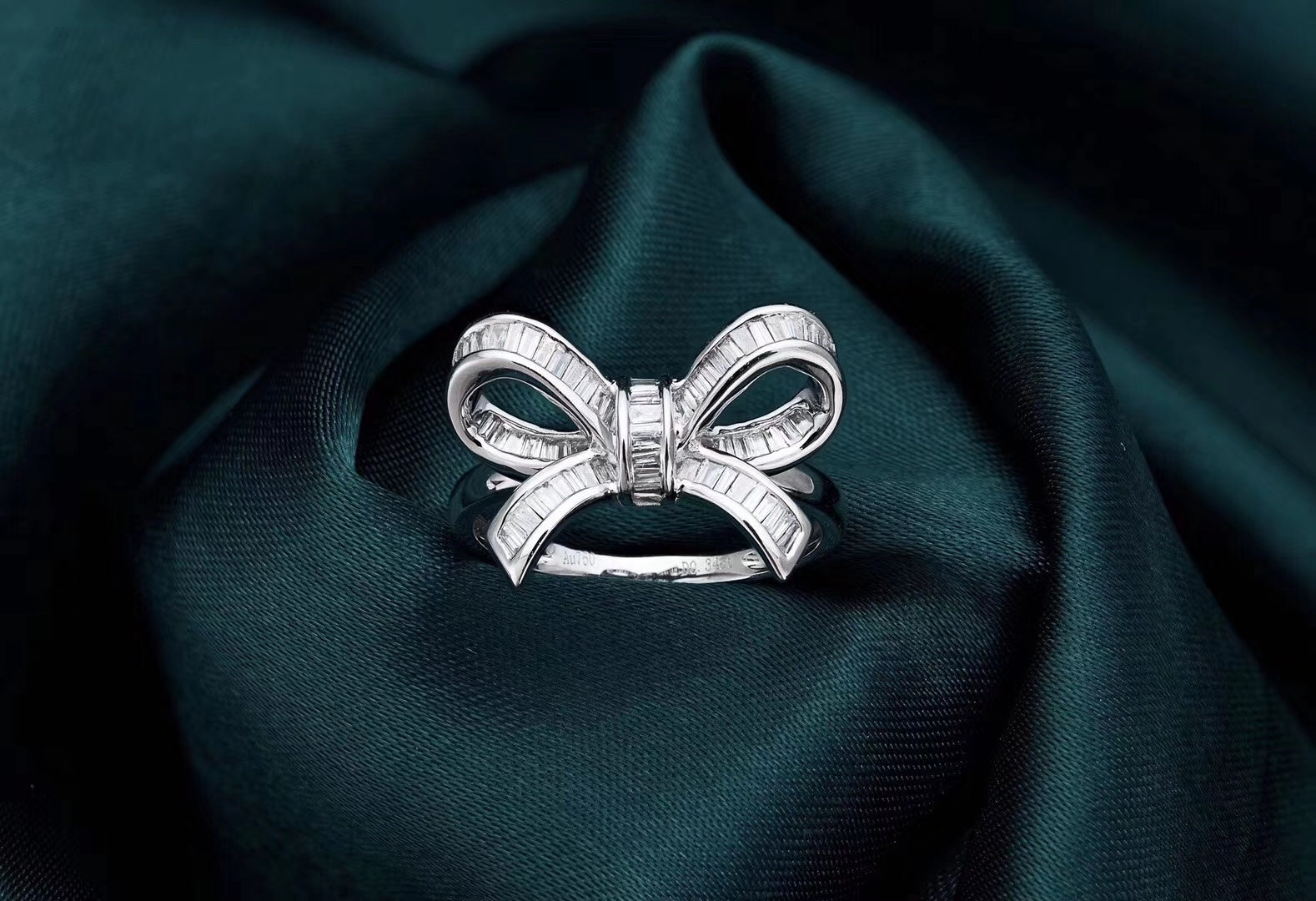 Bowknot Ring with Diamond - Unique Jewelry Piece - White Diamond Ring