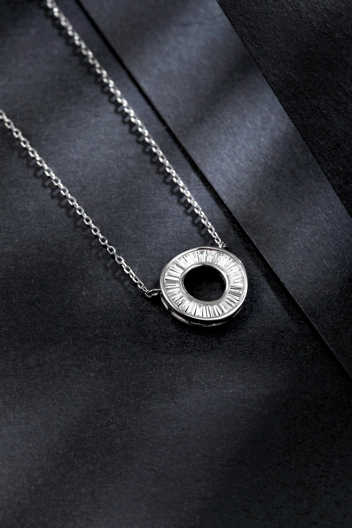 Circle T Pendant Jewelry: Elegant and Sparkling Choice - White Diamond Pendant