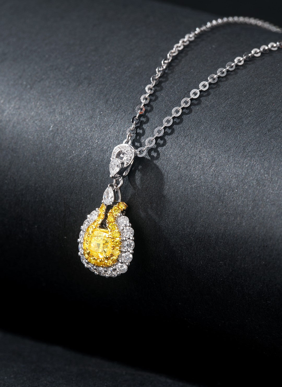 Cushion-Cut Diamond Surrounding Drop Pendant Jewelry - Yellow Diamond Pendant