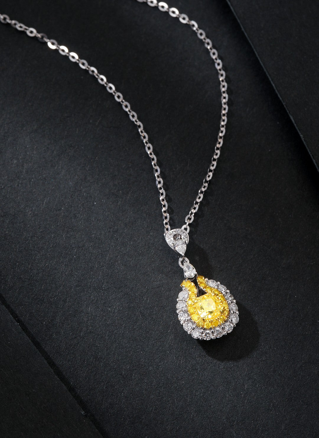 Cushion-Cut Diamond Surrounding Drop Pendant Jewelry - Yellow Diamond Pendant