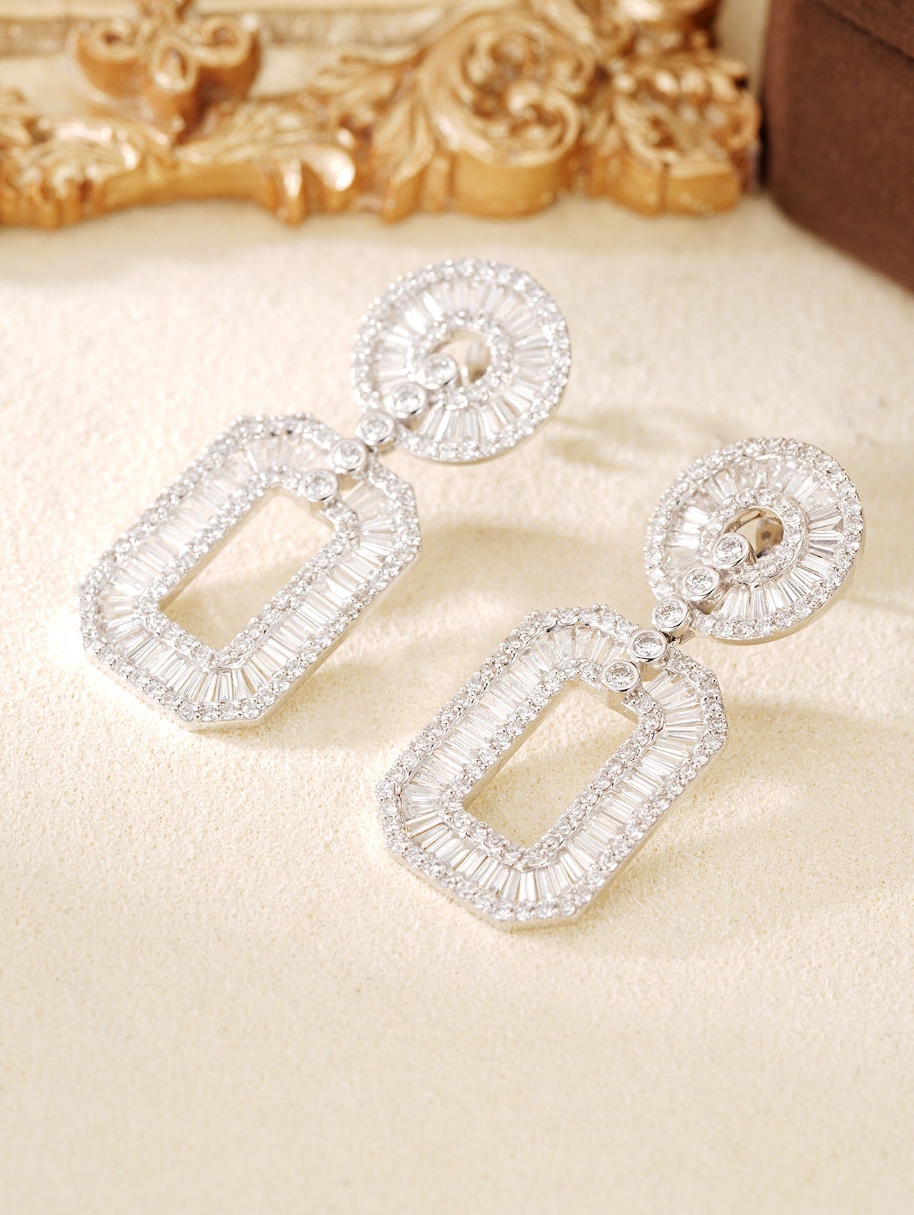 Dazzling T-Shape Diamond Earrings - Premium Jewelry - Jeweler.Jewelry