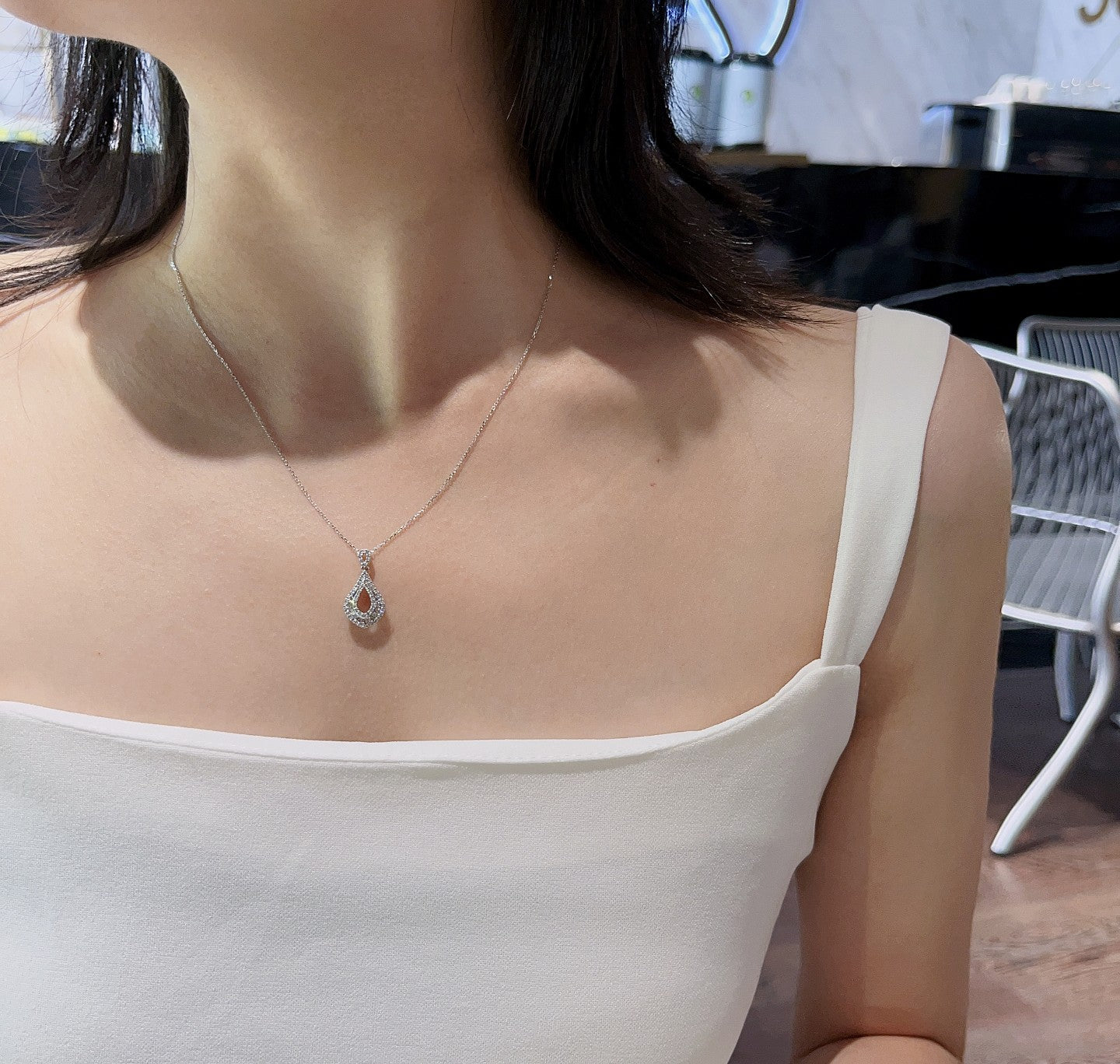 Delicate Teardrop T-Shaped Pendant Jewelry - White Diamond Pendant