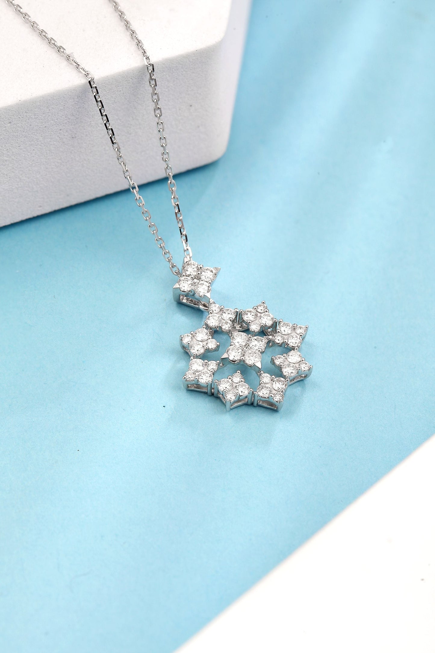 Diamond and Rhombus Pendant - Exclusive Jewelry Piece - White Diamond Pendant