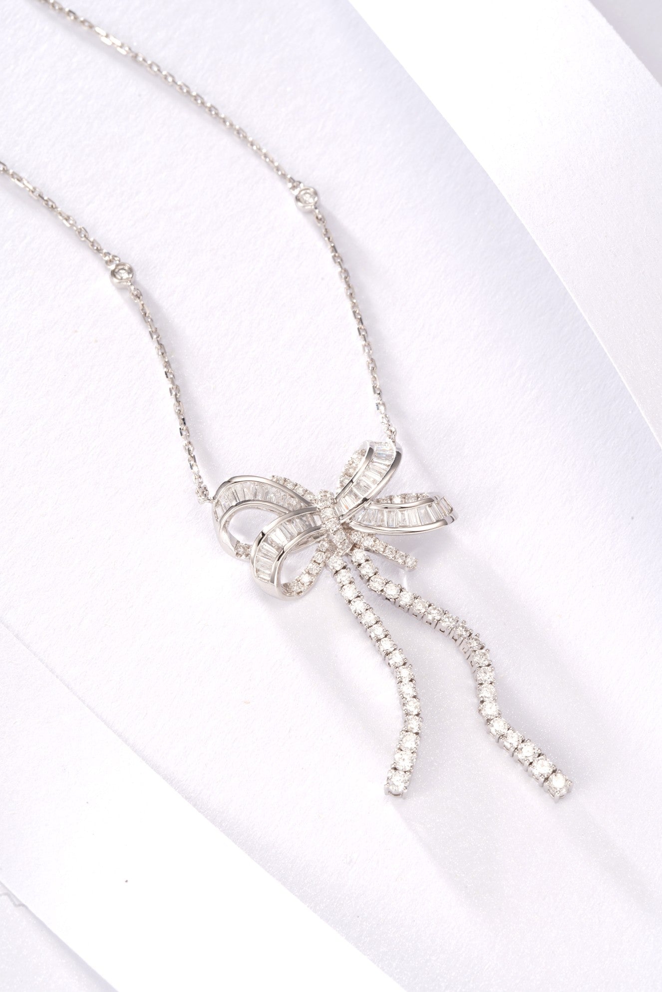 Diamond Bowknot Pendant - Enchanting Jewelry Piece - White Diamond Pendant