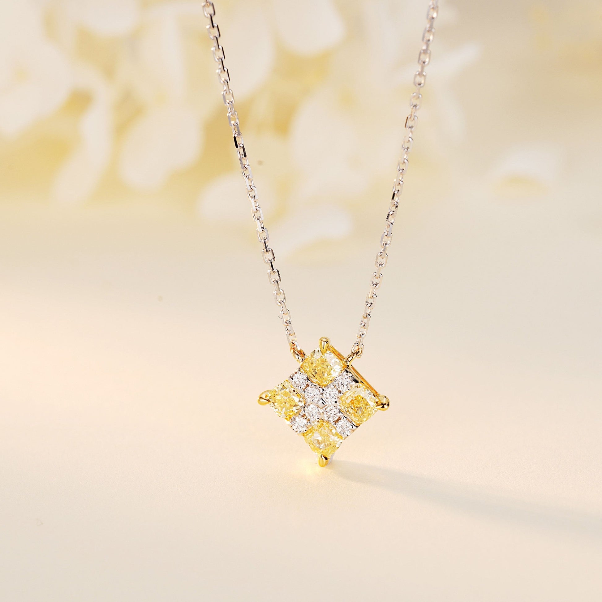 Diamond Cushion Shape Split-Color Pendant - Luxurious Jewelry - Yellow Diamond Pendant