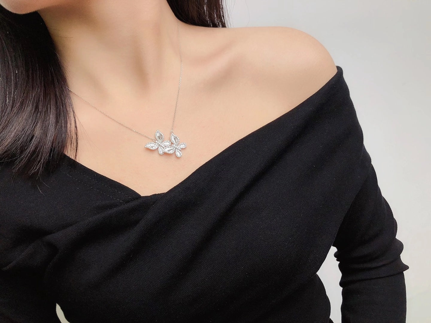 Diamond Double Butterfly Pendant - Exquisite Jewelry Piece - White Diamond Pendant