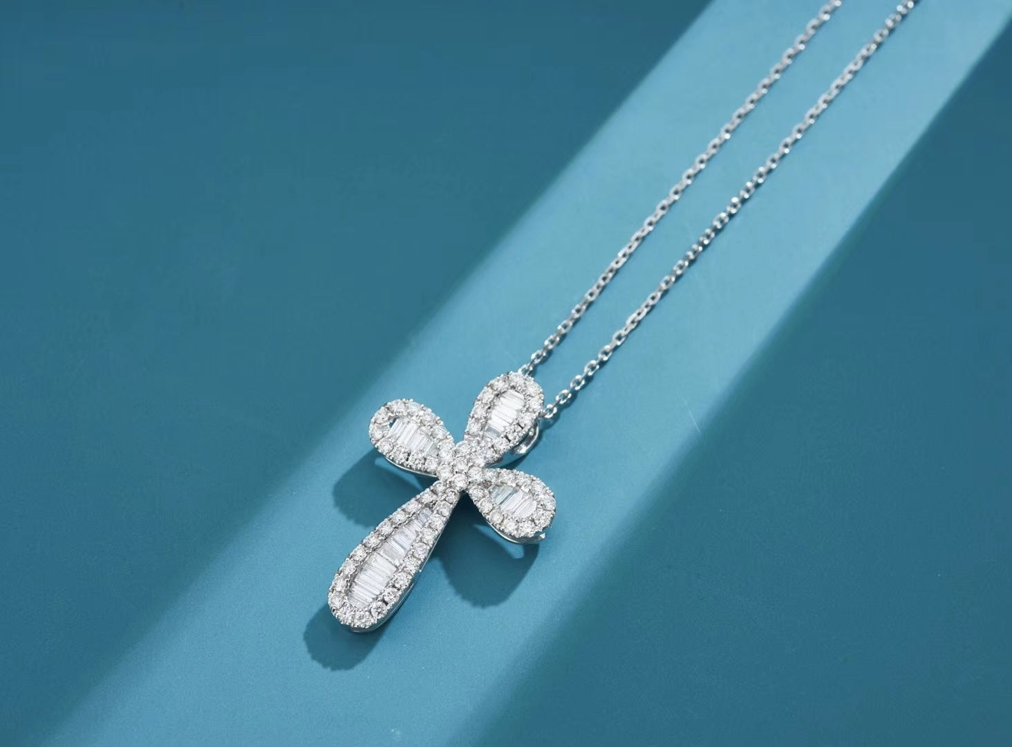 Diamond Drop Cross Pendant Jewelry - A Unique and Sparkling Choice - White Diamond Pendant