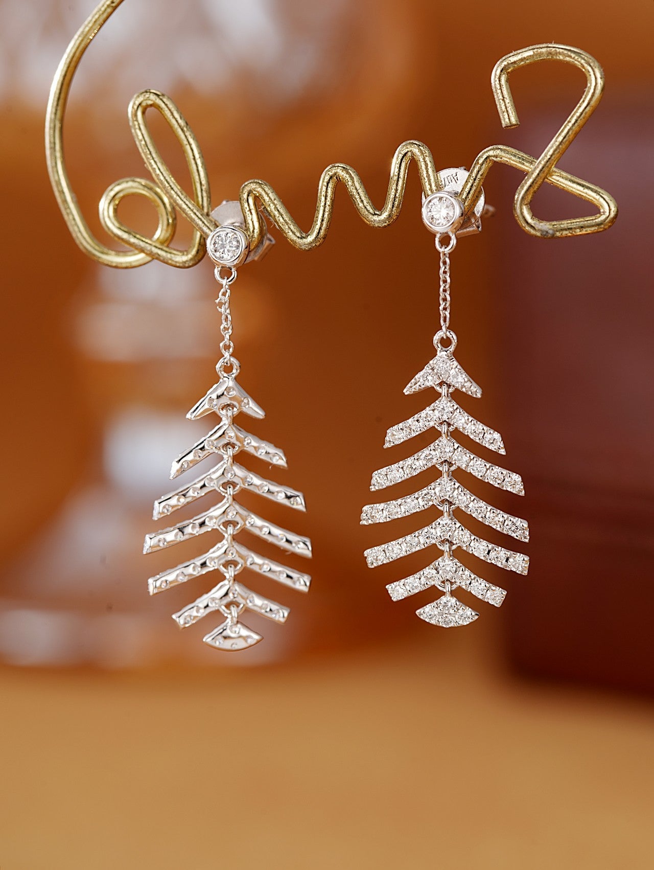 Diamond Feather Earrings - Exquisite Jewelry Piece - Jeweler.Jewelry