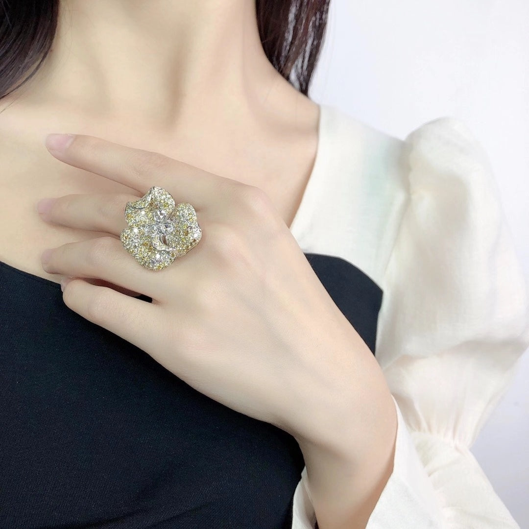 Diamond Flower Brooch Pendant Ring Set (Three-Piece) - Premium Jewelry - Yellow Diamond Ring