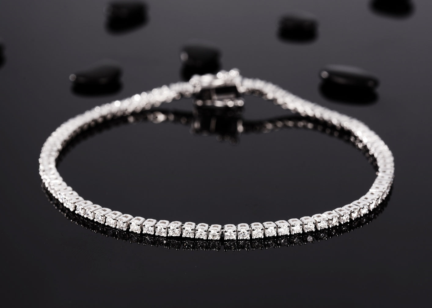 Diamond Four-Claw Bracelet - Luxurious Jewelry Piece - White Diamond Bracelet