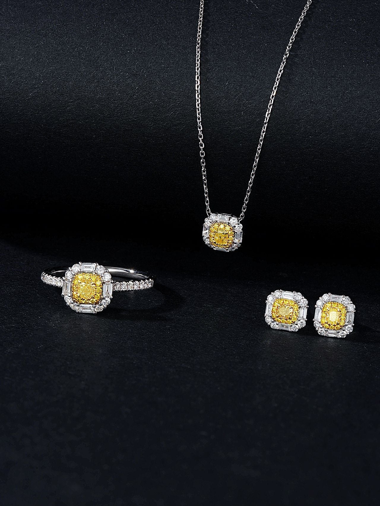 Diamond Pillow Shape Four-T Pendant Jewelry - Yellow Diamond Pendant