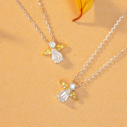 Diamond Snowman Pendant - Luxurious Jewelry Piece - Yellow Diamond Pendant