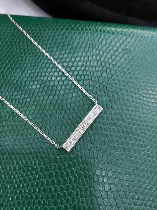 Diamond Solo Chain Pendant - Premium Jewelry Piece - White Diamond Pendant