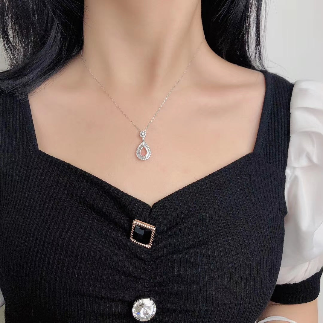 Double Layer Diamond Pendant - Luxurious Jewelry Piece - White Diamond Pendant