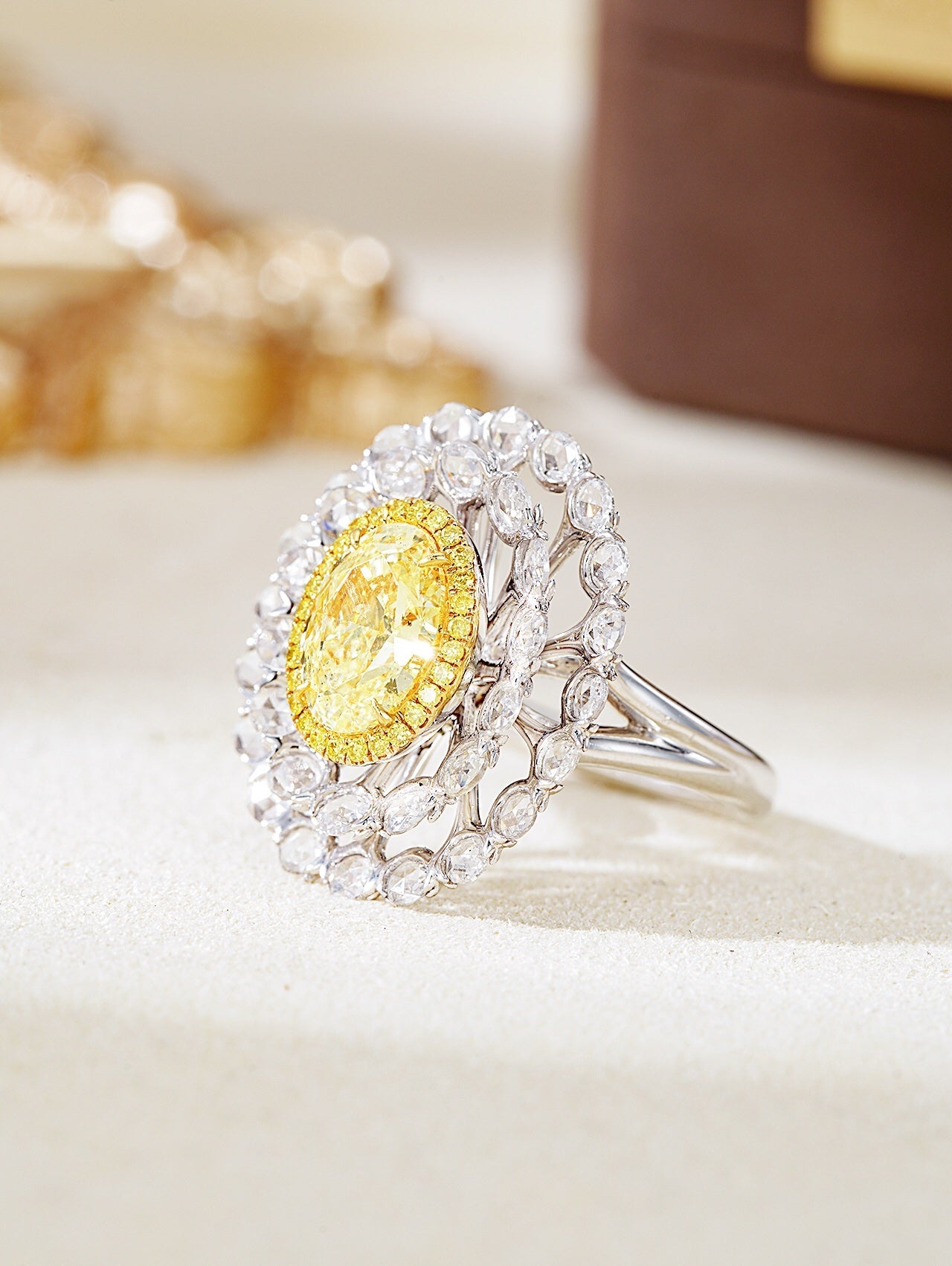 Elegant 2.5 Carat Diamond Ring in a Unique Two-Tone Ellipse Design - Premium Jewelry Jeweler.Jewelry