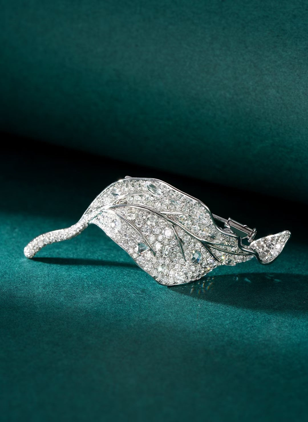 Elegant 3D Leaf Brooch Jewelry - A Unique and Luxurious Choice - Brooch