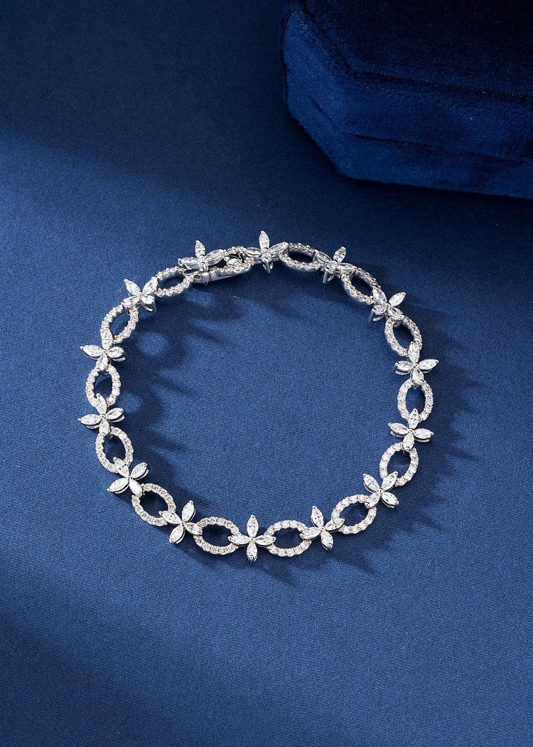 Elegant Ellipse Four-Petal Marquise Bracelet - Premium Jewelry - White Diamond Bracelet