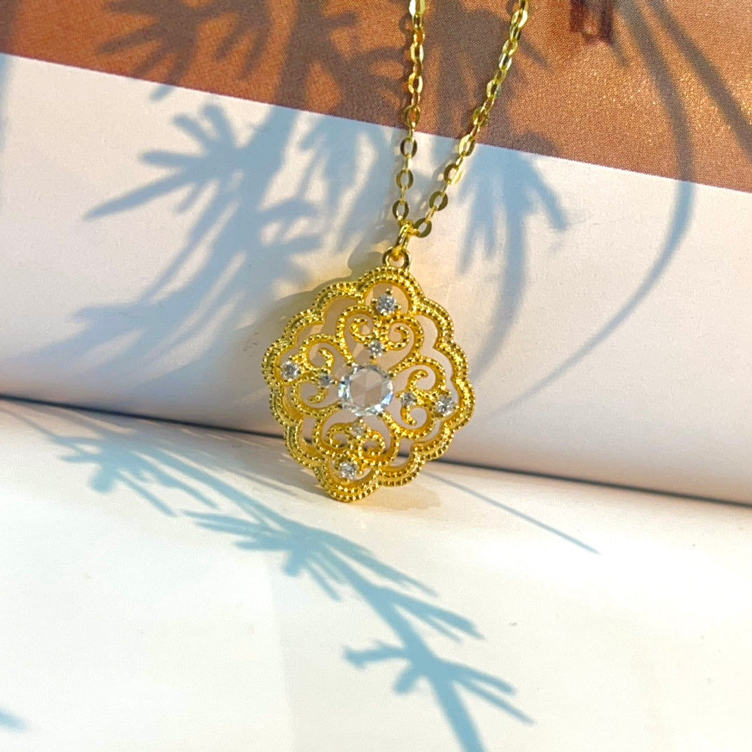 Elegant Lace Antique Dewdrop Pendant Jewelry - White Diamond Pendant