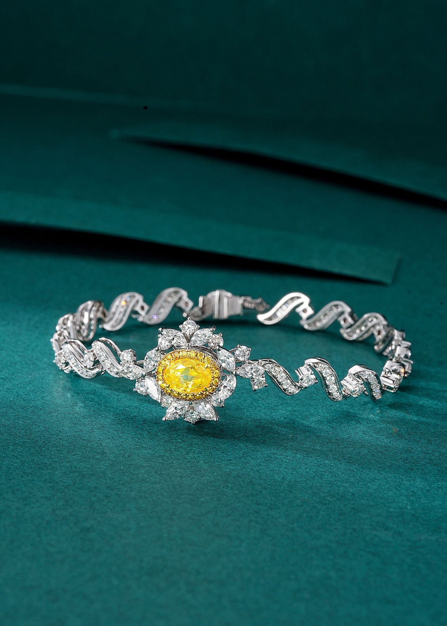 Elegant Oval S Bracelet - Premium Jewelry Piece - Yellow Diamond Bracelet