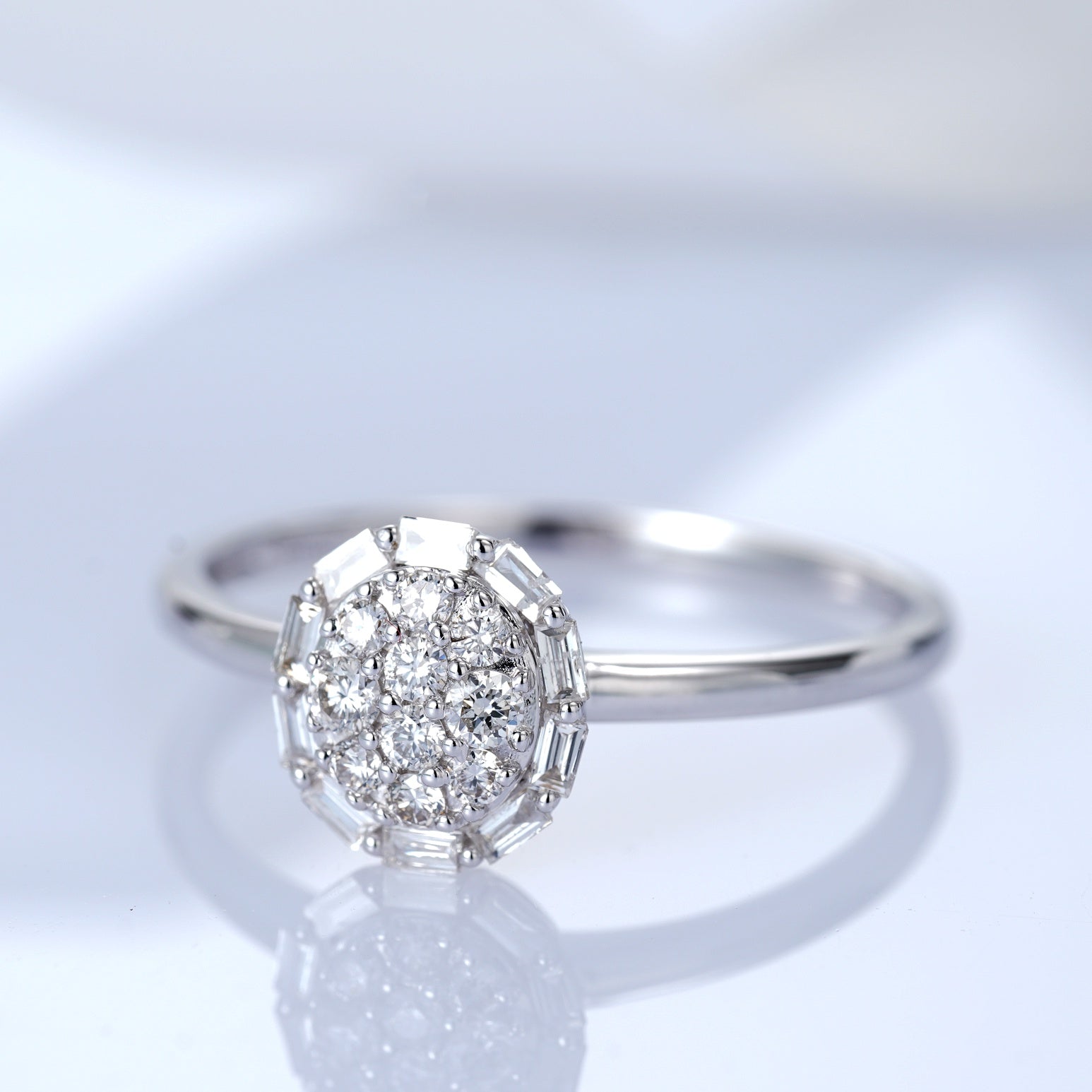 Elegant Oval-Shaped Diamond T Ring - Premium Jewelry Collection - White Diamond Ring