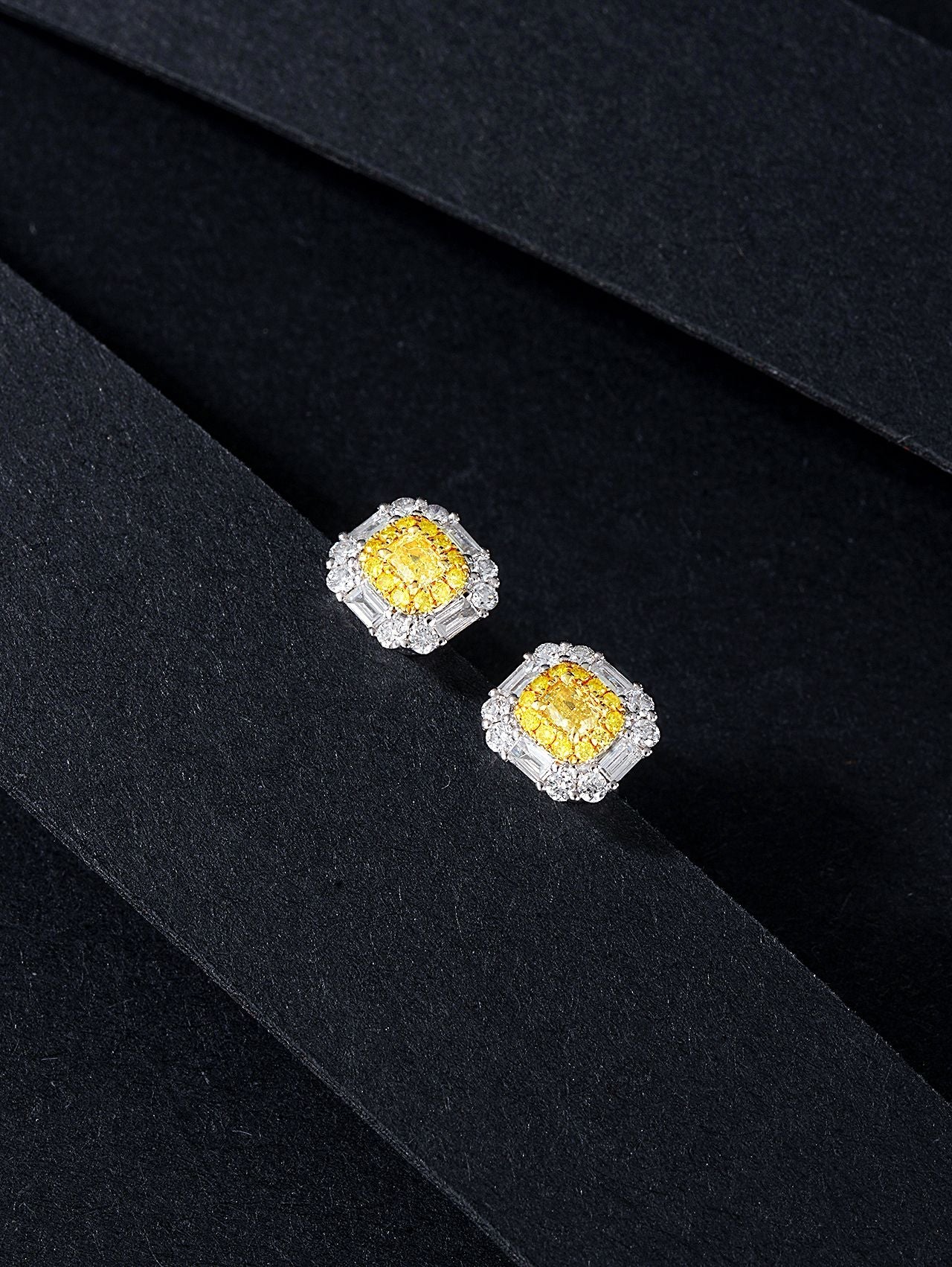 Elegant Pillow-Cut Diamond Stud Earrings - Premium Jewelry Jeweler.Jewelry